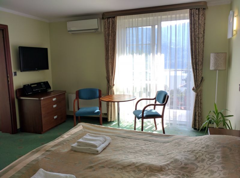 Apartament typu suite z balkonem lub tarasem